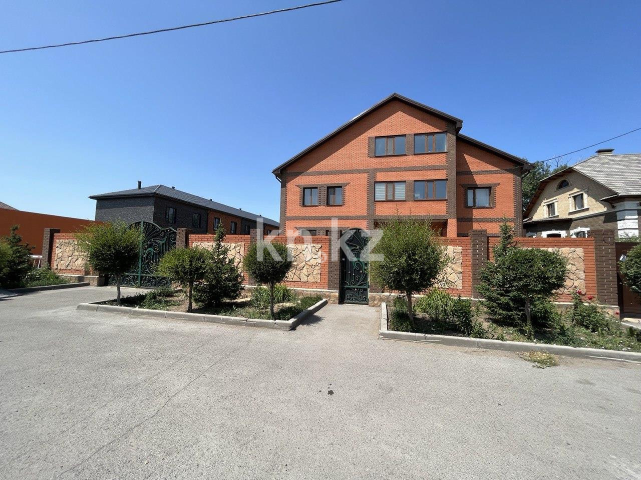 Продажа 8-комнатного дома, 478 м², ул. Жанибекова в Караганде - фото 29