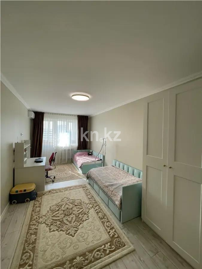 Продажа 3-комнатной квартиры, 92.4 м², ул. Садвакасова, дом  35 в Алматы - фото 3