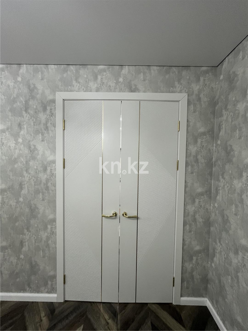 Продажа 4-комнатной квартиры, 110 м², ул. Букетова, дом  60/2 в Караганде - фото 5