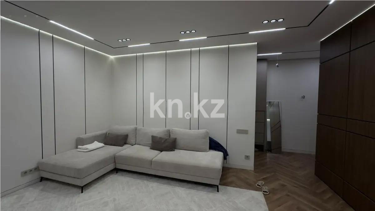 Продажа 4-комнатной квартиры, 97 м², ул. Торекулова, дом  95 в Алматы - фото 2