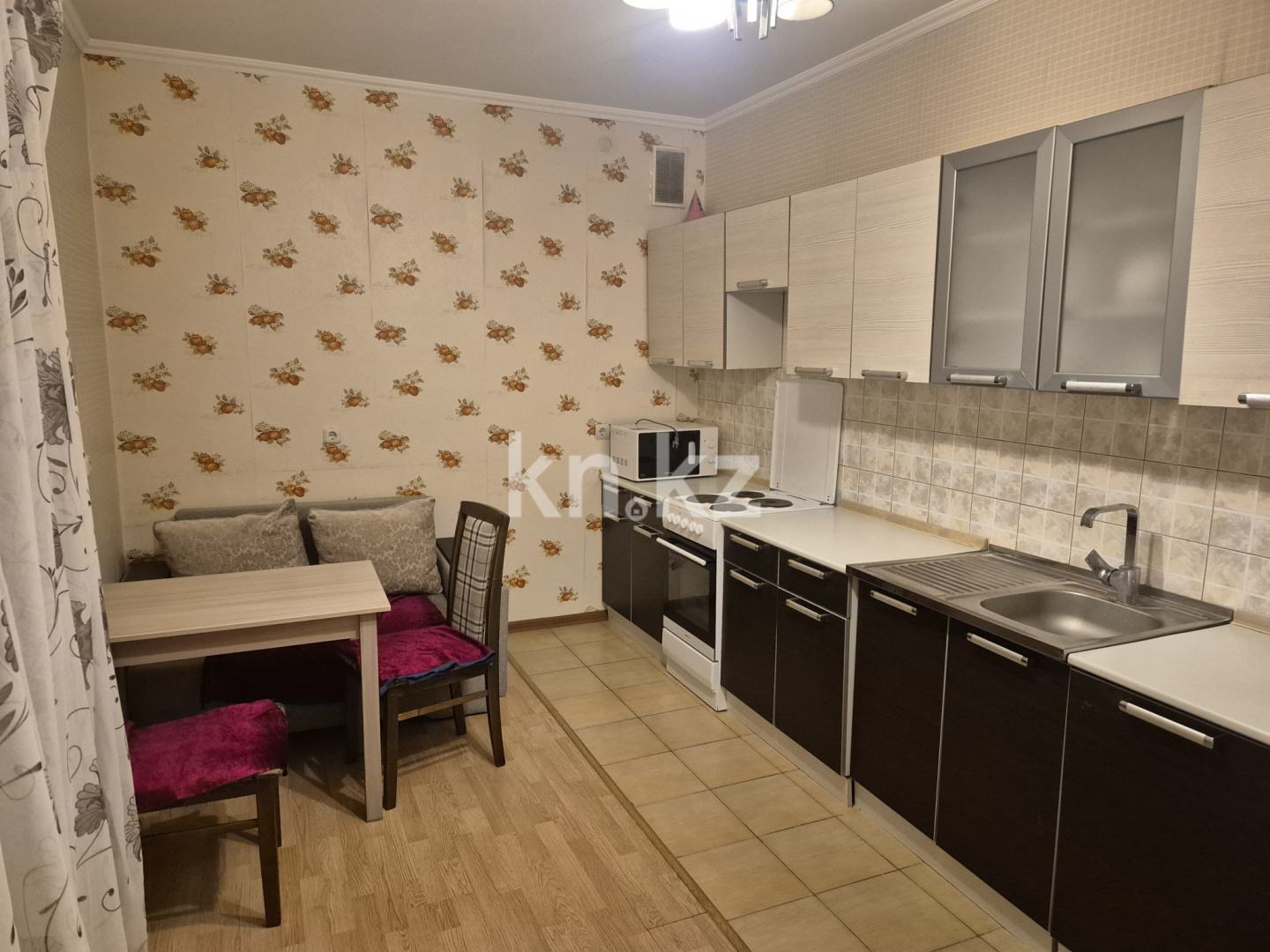 Аренда 1-комнатной квартиры, 56 м², ул. Акмешит, дом  5А в Астане