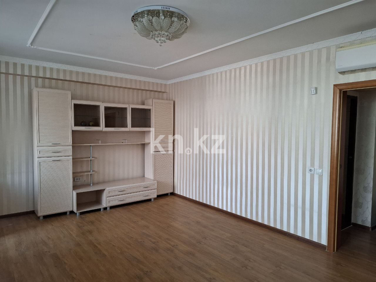 Продажа 3-комнатной квартиры, 90 м², Абая, дом  1 - ул. Кумисбекова в Астане