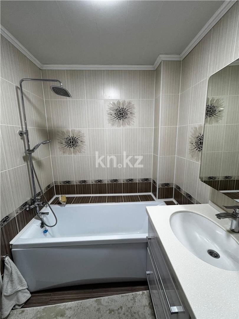 Продажа 3-комнатной квартиры, 78 м² в Караганде - фото 11