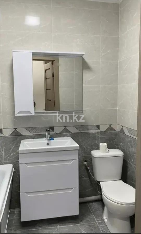 Продажа 2-комнатной квартиры, 40.6 м² в Алматы - фото 4