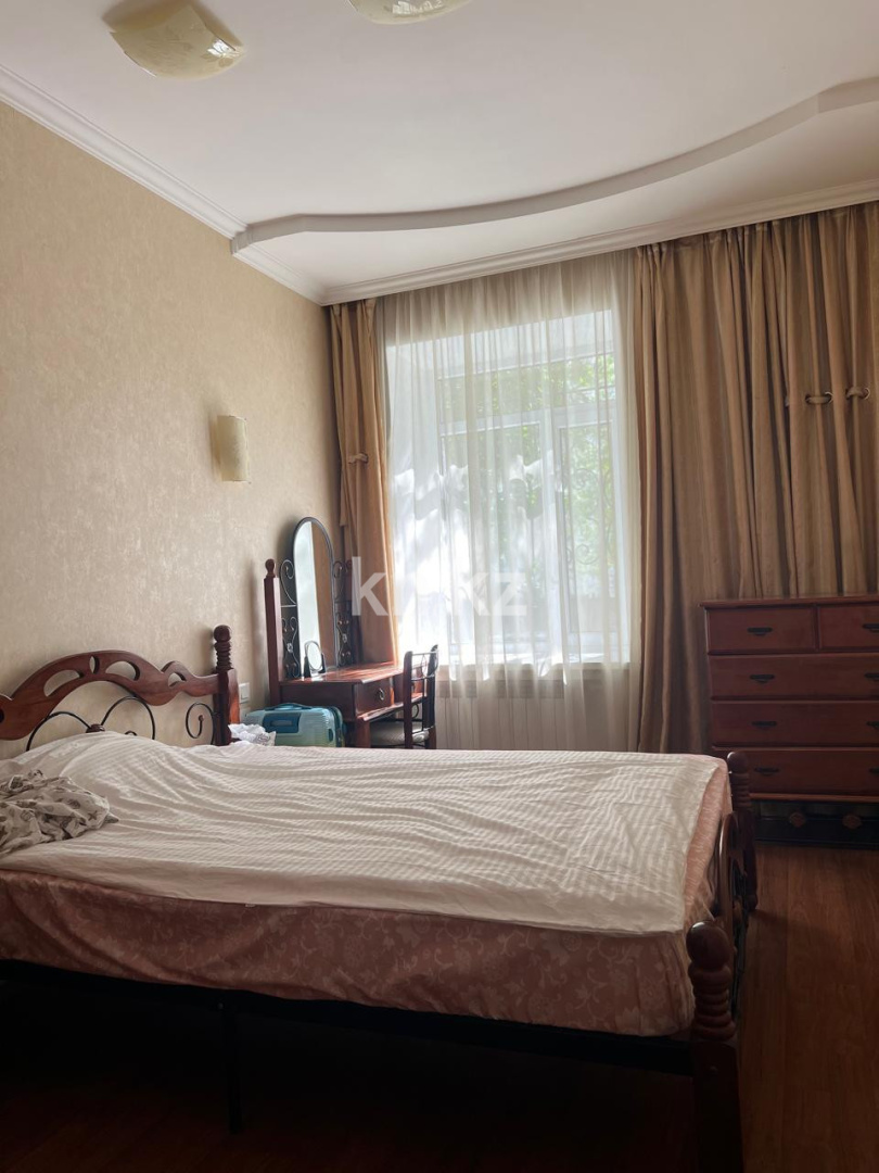 Продажа 3-комнатной квартиры, 77 м², ул. Лободы в Караганде - фото 5