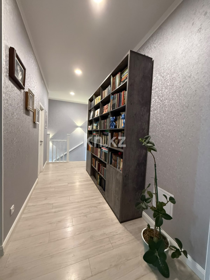 Продажа 4-комнатной квартиры, 138.4 м² в Караганде - фото 25