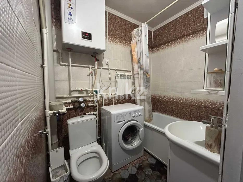 Продажа 3-комнатной квартиры, 63 м², ул. Абая, дом  68 в Темиртау - фото 5