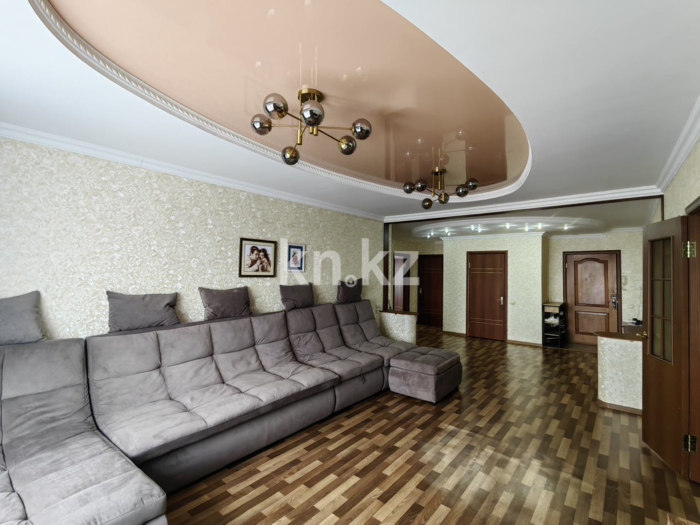 Продажа 4-комнатной квартиры, 122 м², пр. Республики, дом  40 в Караганде - фото 5
