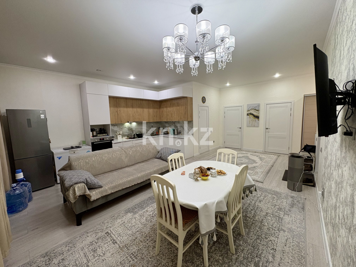 Продажа 3-комнатной квартиры, 80 м², мкр. Алтын Арка, дом  12 в Караганде - фото 2