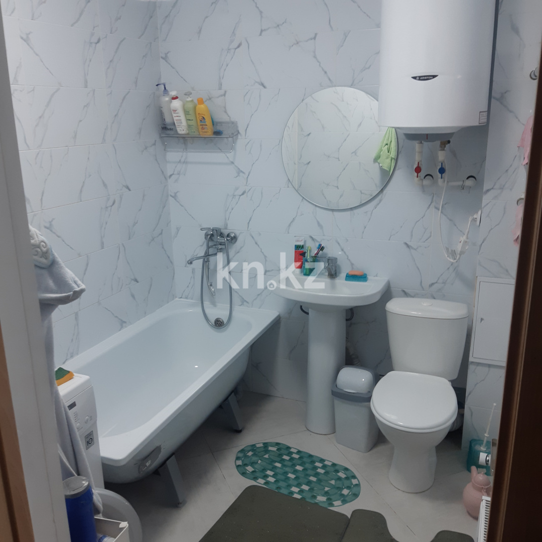 Продажа 2-комнатной квартиры, 53.6 м², пр. Республики, дом  4/1 в Караганде - фото 11