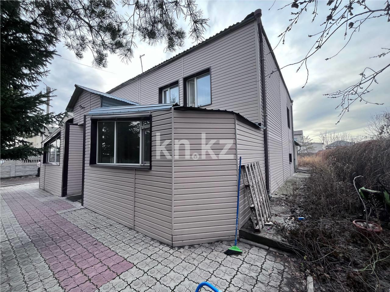 Продажа 5-комнатного дома, 271 м² в Караганде - фото 39