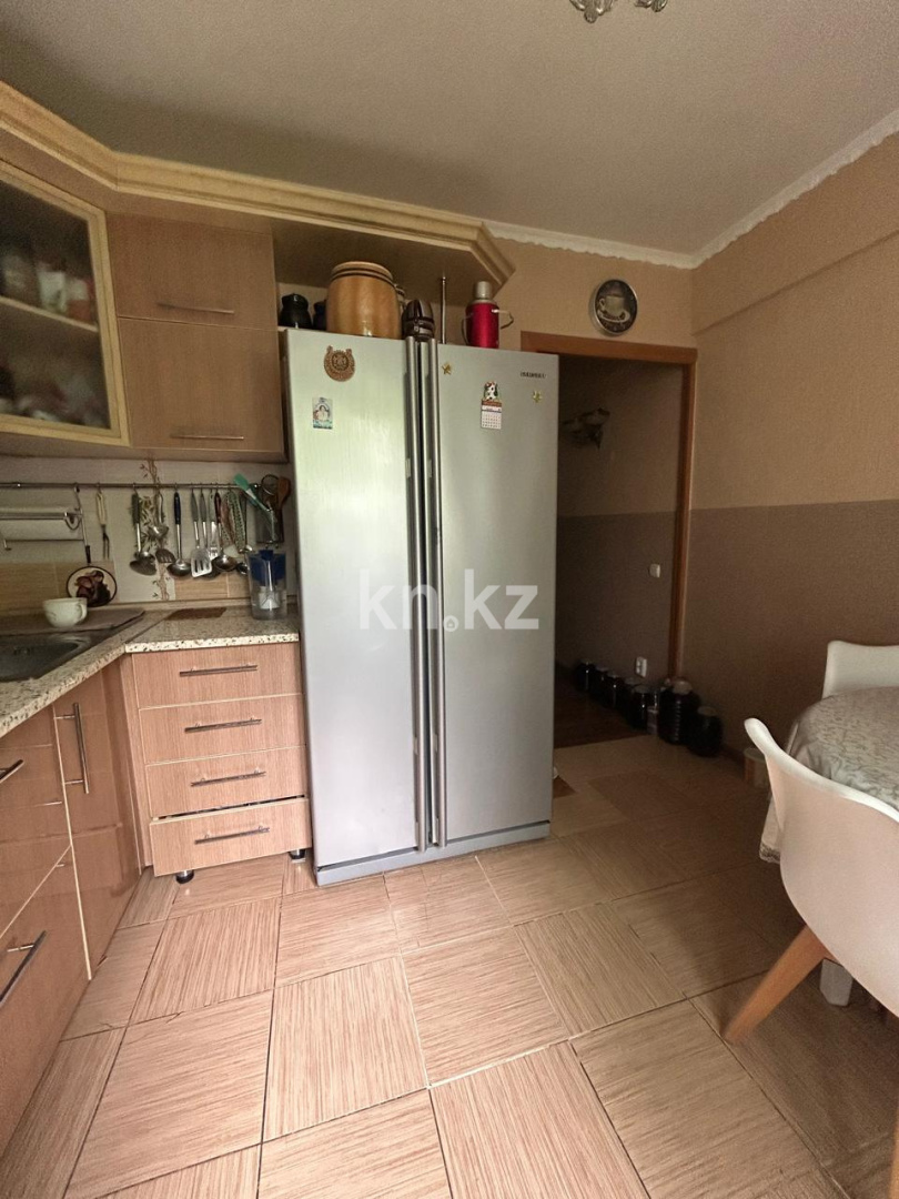 Продажа 3-комнатной квартиры, 69 м² в Усть-Каменогорске - фото 3