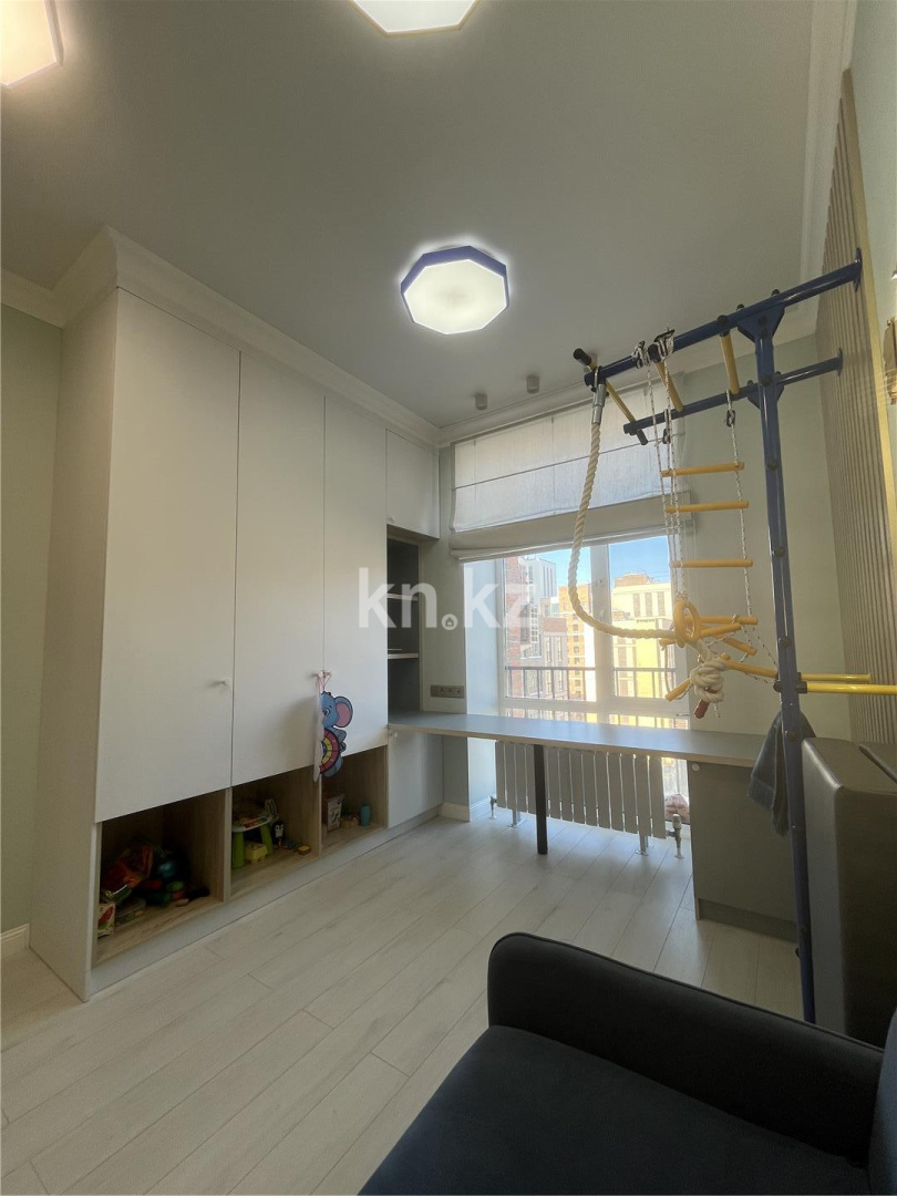 Продажа 3-комнатной квартиры, 110 м², ул. Ашимова, дом  21 в Караганде - фото 20