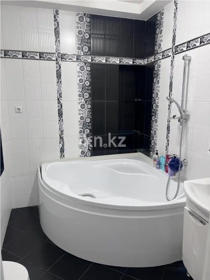 Продажа 4-комнатной квартиры, 167 м², ул. Шевченко, дом  8/1 в Астане - фото 5