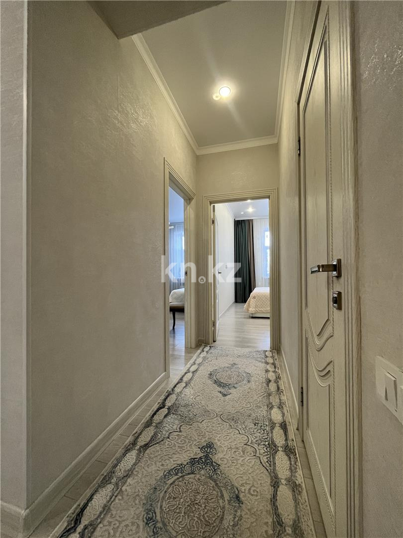 Продажа 3-комнатной квартиры, 92 м², ул. Таттимбета в Караганде - фото 19