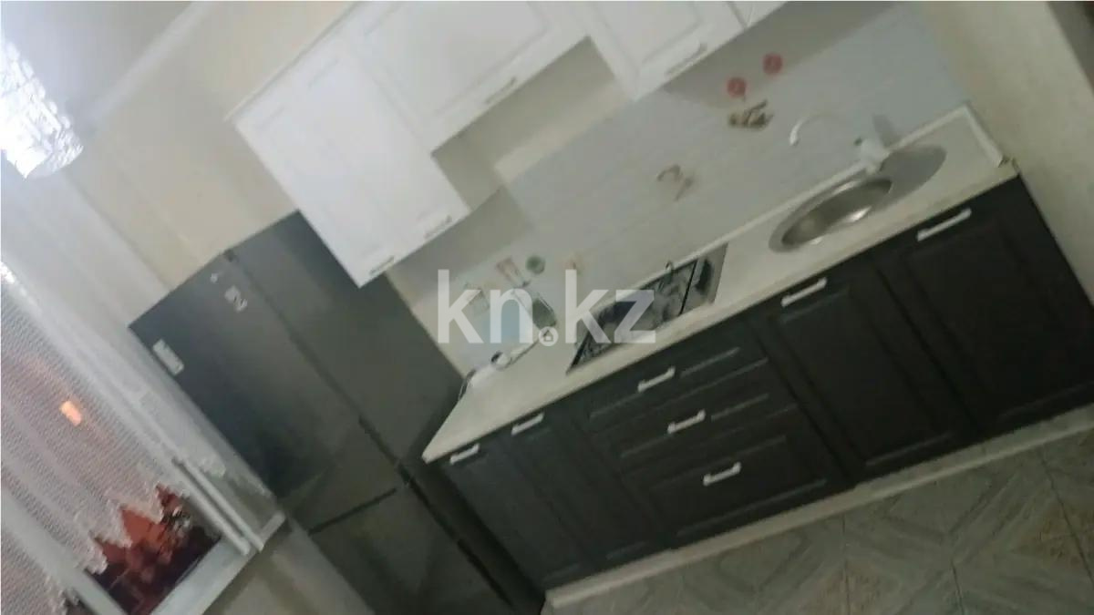 Продажа 1-комнатной квартиры, 40 м², мкр. Кокжиек, дом  42 в Алматы - фото 2