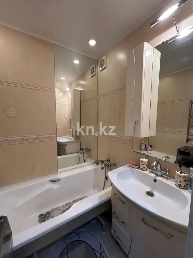 Продажа 4-комнатной квартиры, 75 м², мкр. Степной-4, дом  9 в Караганде - фото 6