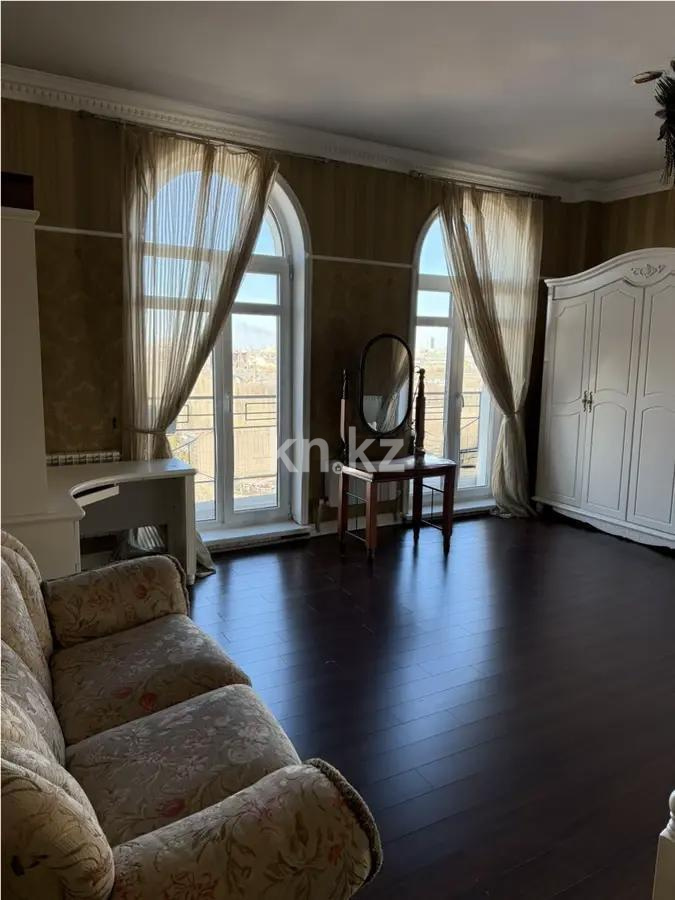 Продажа 4-комнатной квартиры, 194 м² в Астане