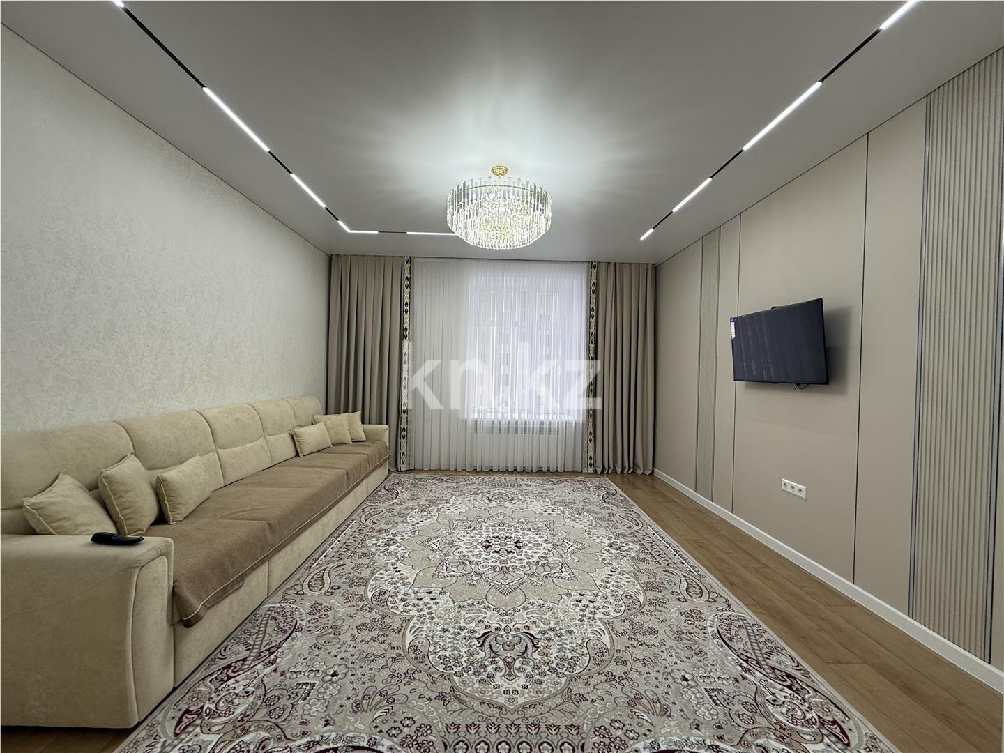 Продажа 3-комнатной квартиры, 92 м² в Караганде