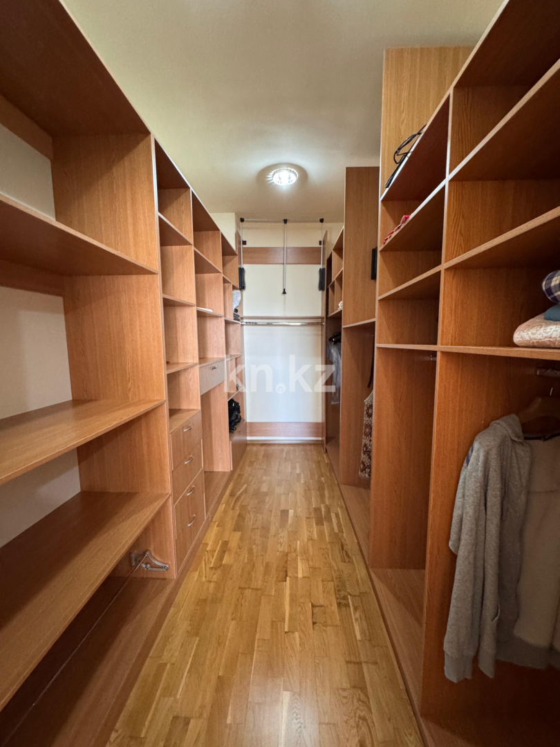 Продажа 6-комнатной квартиры, 383 м², Иманбаева, дом  12/1 в Астане - фото 37