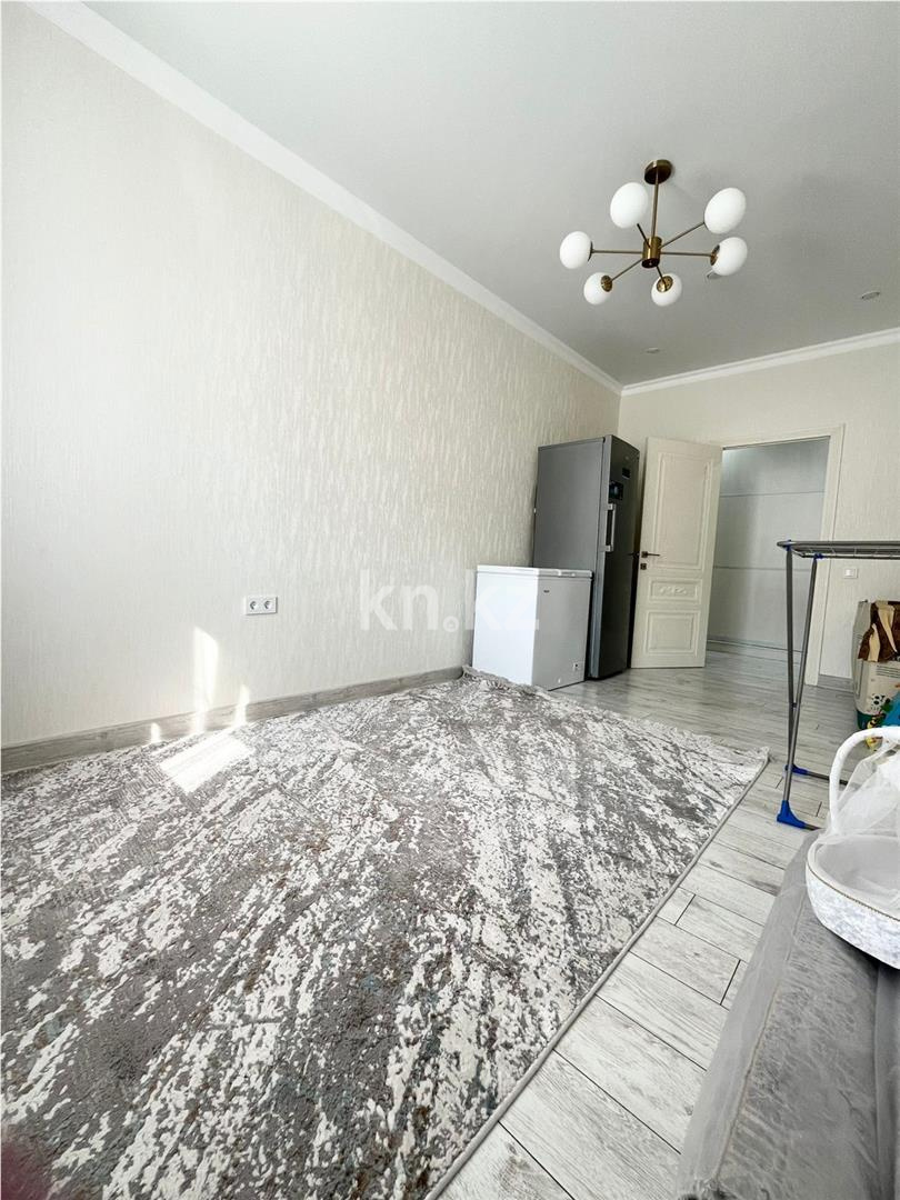 Продажа 3-комнатной квартиры, 83 м², мкр. Степной-2, дом  14/15 в Караганде - фото 6