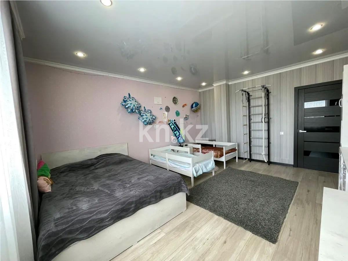 Продажа 2-комнатной квартиры, 62 м², ул. Момышулы, дом  24 в Караганде - фото 2