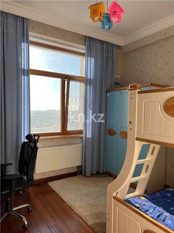 Продажа 3-комнатной квартиры, 97 м², ул. Нажимеденова, дом  12 в Астане - фото 3