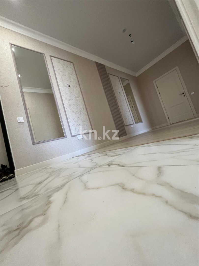 Продажа 2-комнатной квартиры, 64 м², ул. Ашимова, дом  21 в Караганде - фото 25