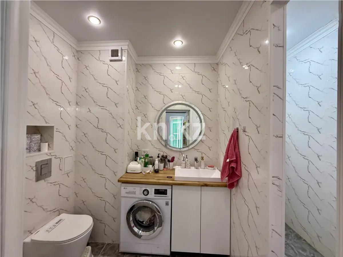 Продажа 1-комнатной квартиры, 45 м², ул. Толе би, дом  189/3 в Алматы - фото 4