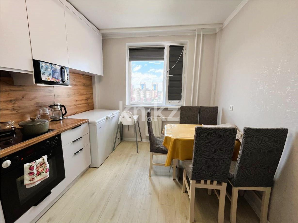 Продажа 2-комнатной квартиры, 60 м², ул. Сарыарка, дом  19 в Караганде - фото 5