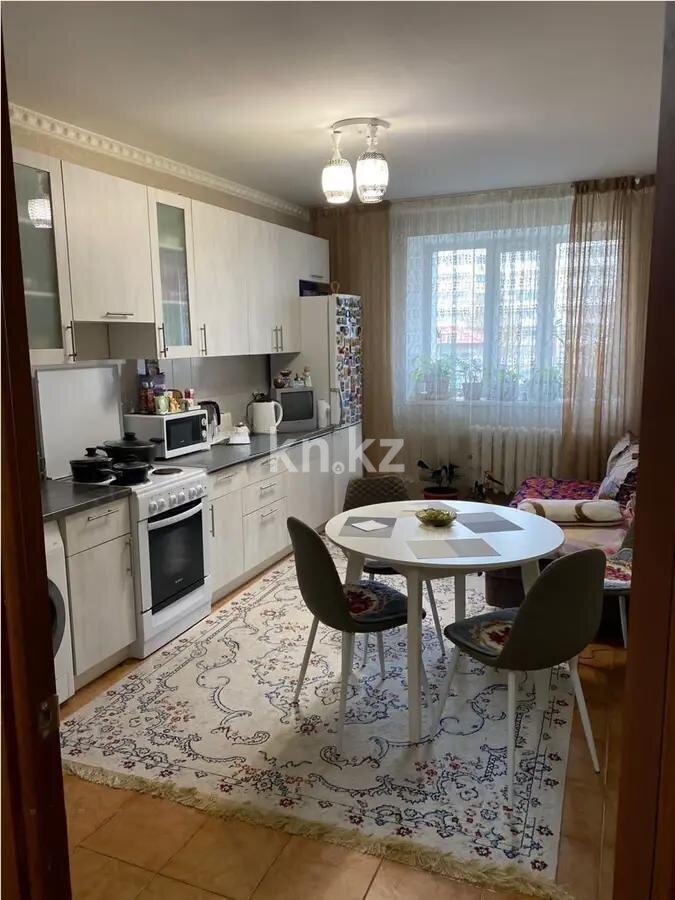 Продажа 2-комнатной квартиры, 72 м² в Астане - фото 2