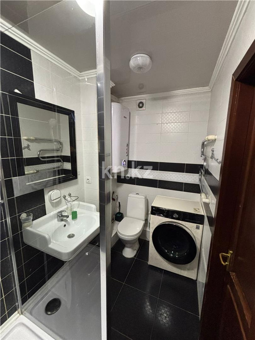 Продажа 4-комнатной квартиры, 80 м², ул. Ермекова в Караганде - фото 11