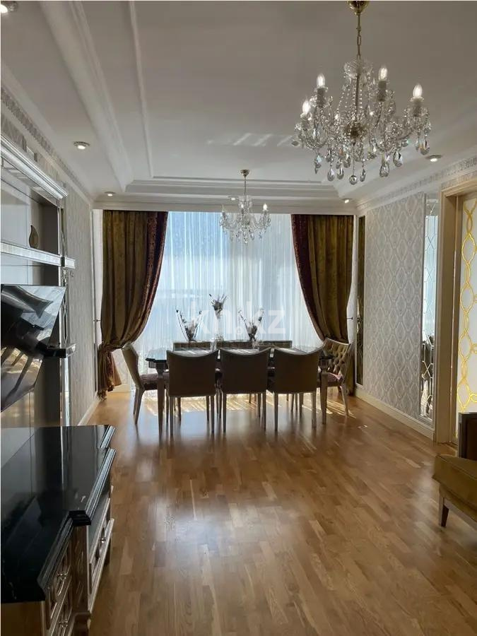 Продажа 4-комнатной квартиры, 130 м², ул. Сыганак, дом  17Л в Астане