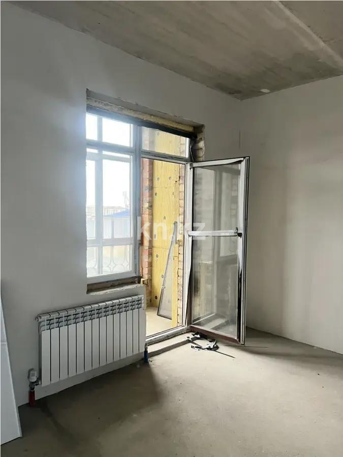 Продажа 4-комнатной квартиры, 119 м², пр. Республики, дом  49/2 в Караганде - фото 4