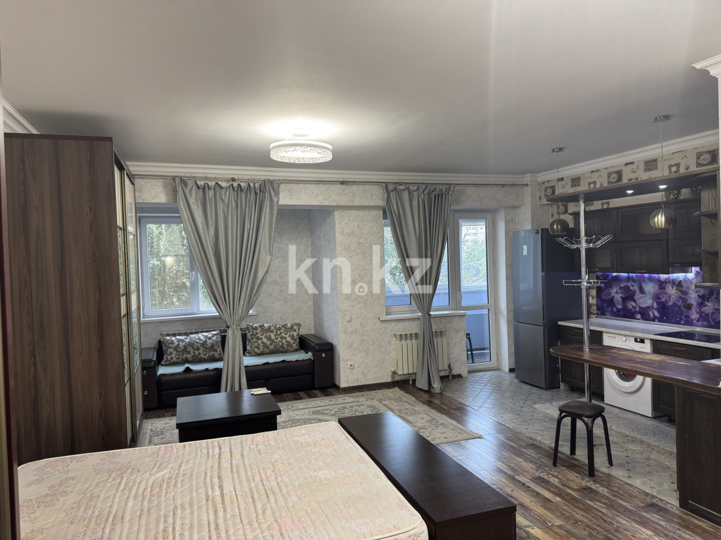 Продажа 1-комнатной квартиры, 47.8 м² в Алматы - фото 2