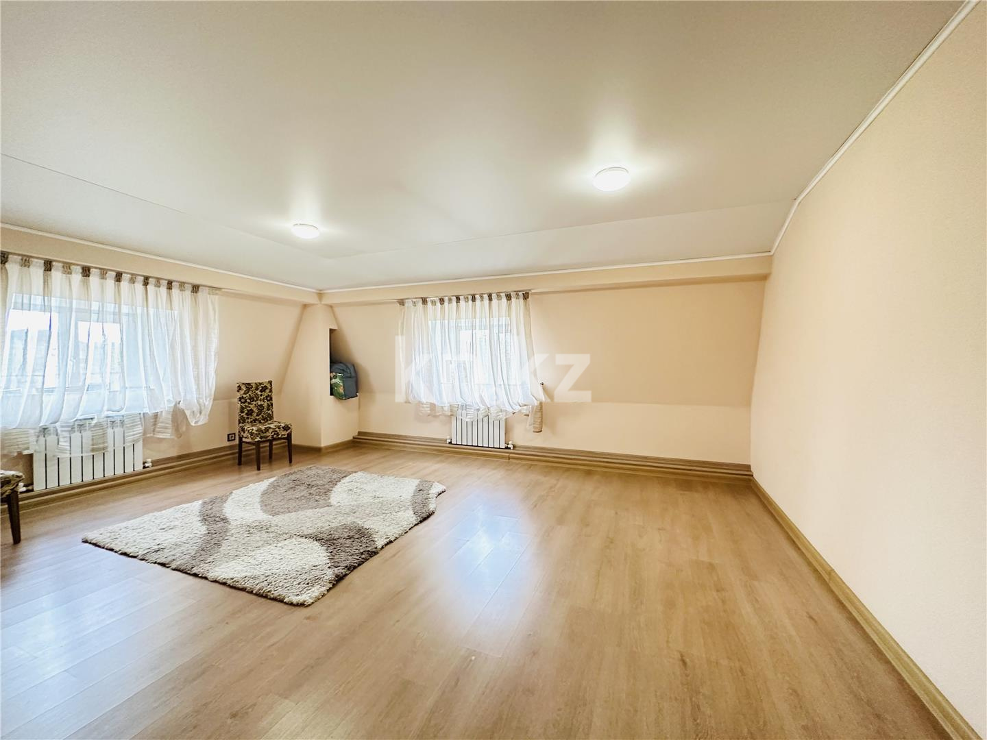 Продажа 6-комнатного дома, 400.7 м², ул. Жанибекова в Караганде - фото 22