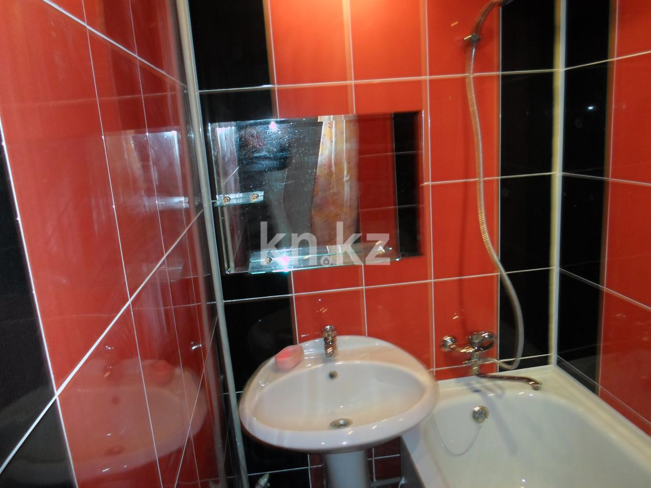 Аренда 2-комнатной квартиры посуточно, 45 м², ул. Ескалиева, дом  186 в Уральске - фото 3