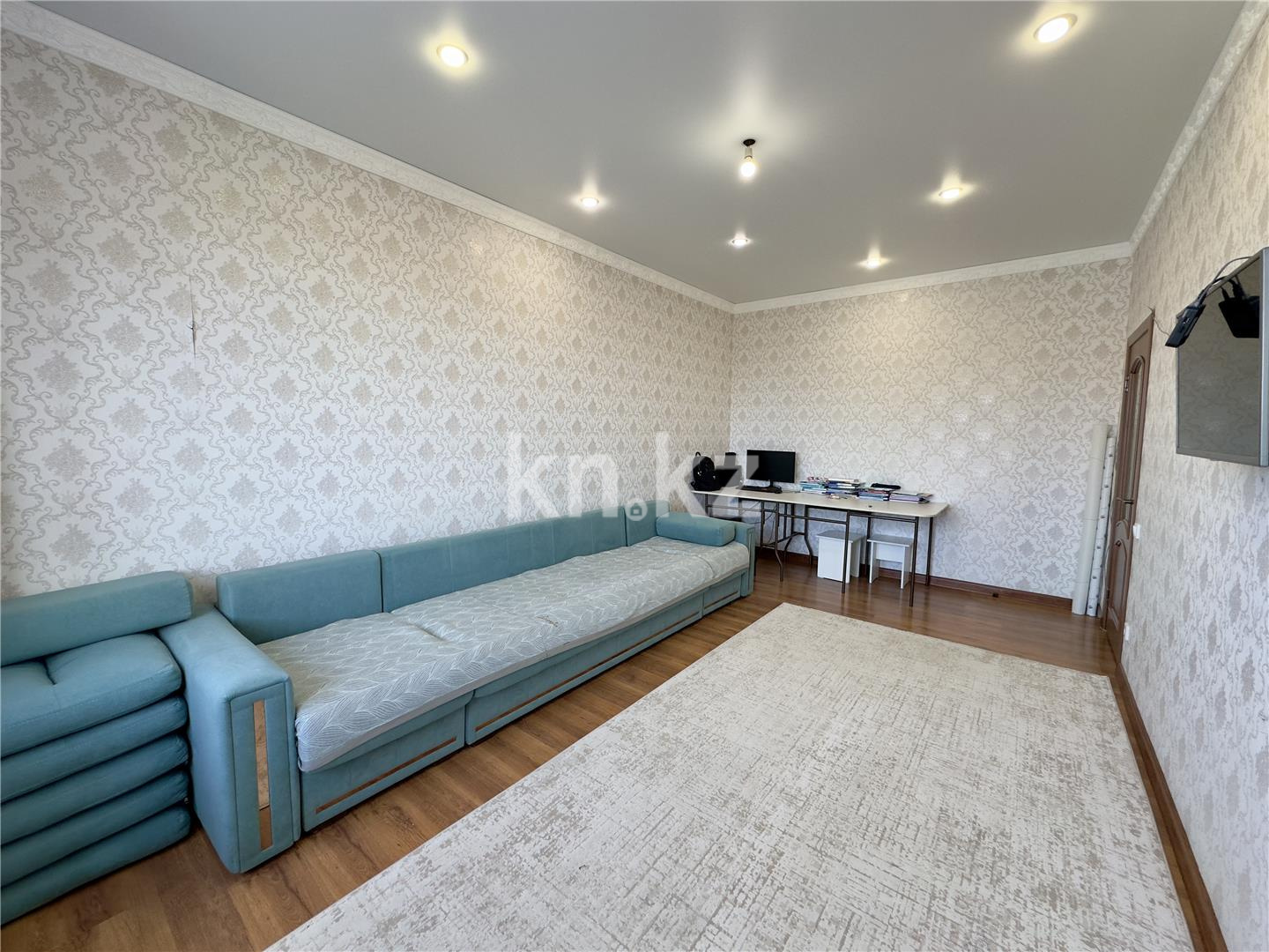 Продажа 2-комнатной квартиры, 61 м², мкр-н Степной-2 в Караганде - фото 4