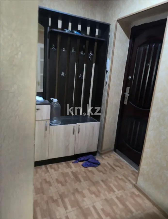 Продажа 3-комнатной квартиры, 63 м², мкр-н Аксай-1а, дом  13 в Алматы - фото 4