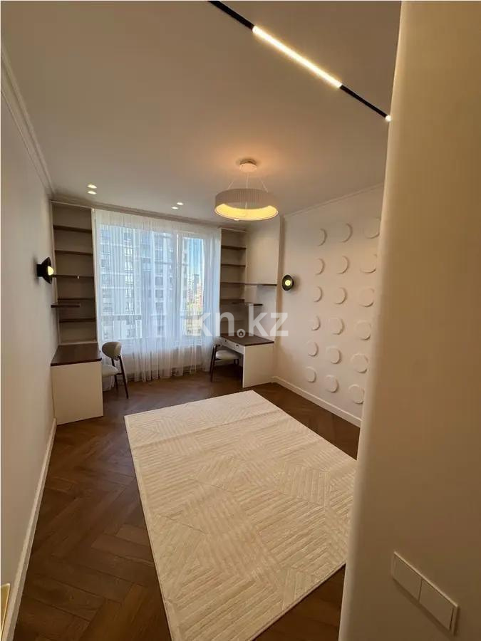 Продажа 3-комнатной квартиры, 103 м², ул. Сыганак, дом  52/1 в Астане - фото 3