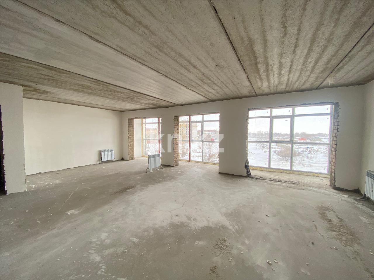 Продажа 3-комнатной квартиры, 107 м² в Караганде