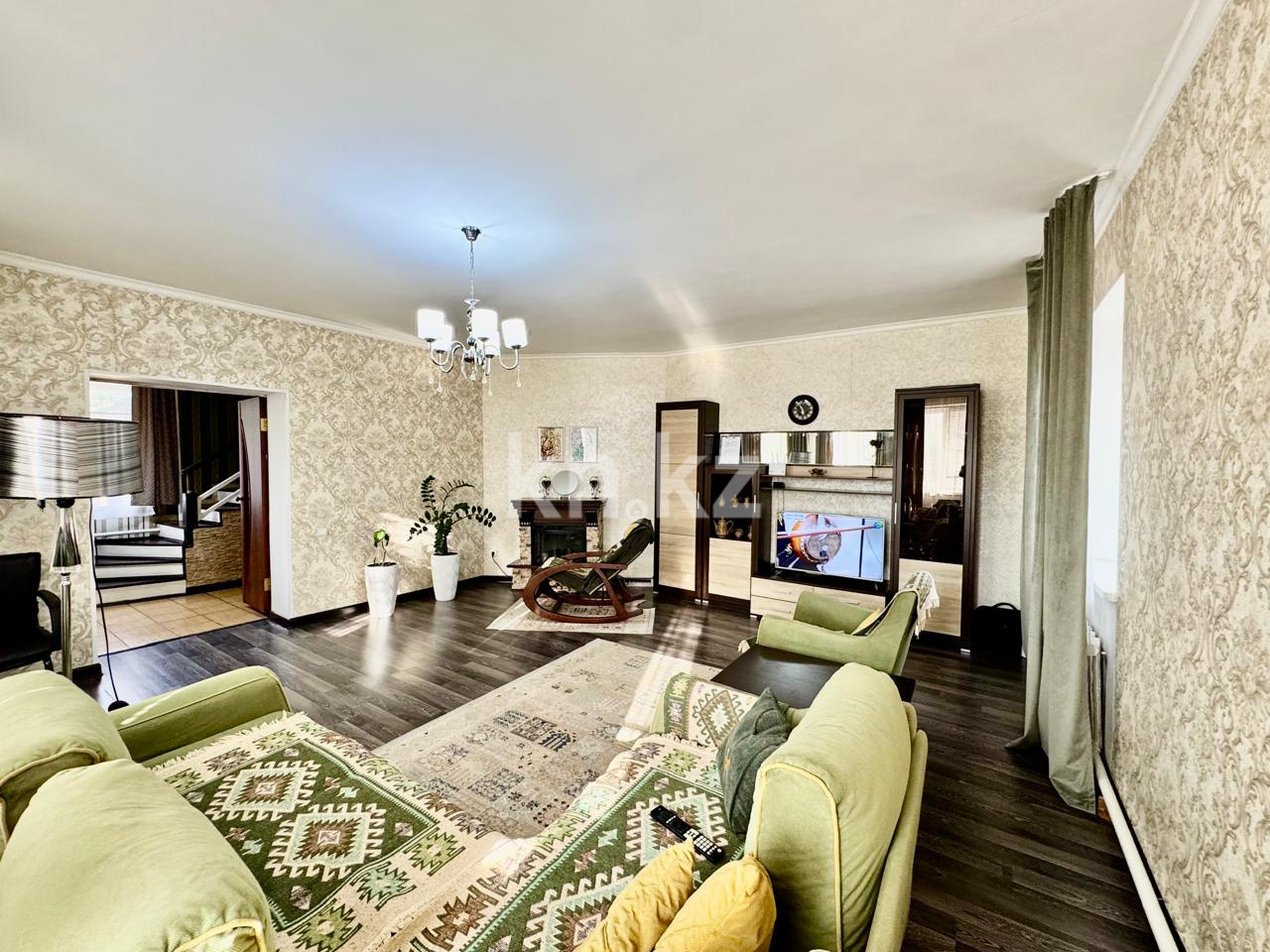 Продажа 4-комнатного дома, 137 м², ул. Айнакол в Астане