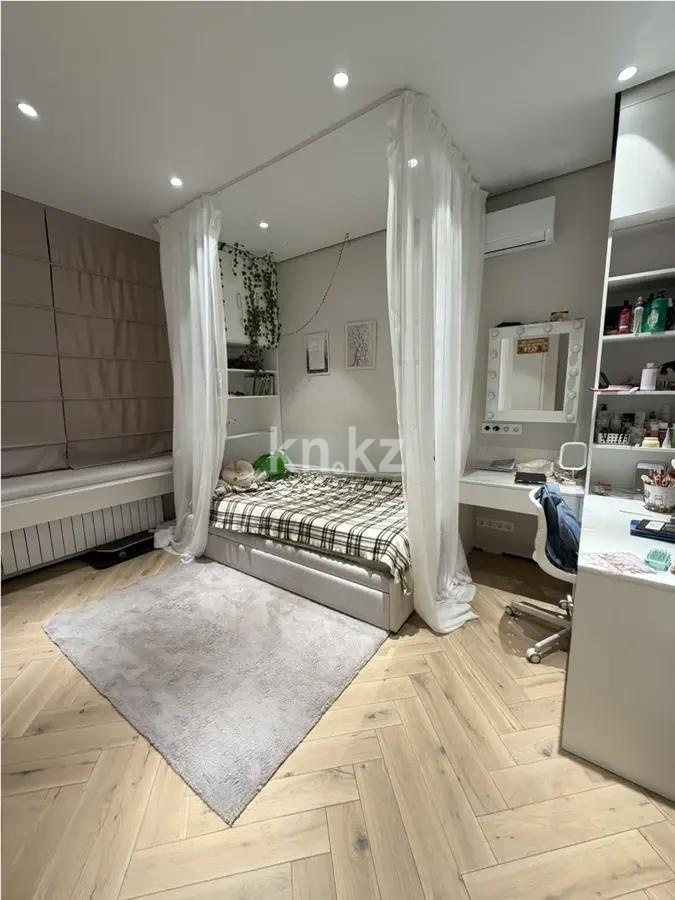 Продажа 4-комнатной квартиры, 138.5 м², ул. Кармысова, дом  84/2 в Алматы - фото 4