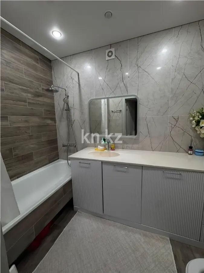 Продажа 4-комнатной квартиры, 104.5 м² в Астане - фото 6