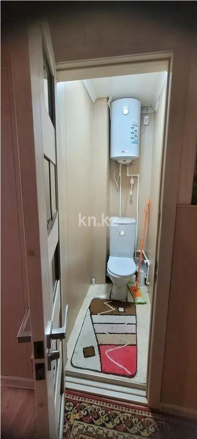 Продажа 3-комнатной квартиры, 63 м², пр. Республики, дом  4 в Караганде - фото 4