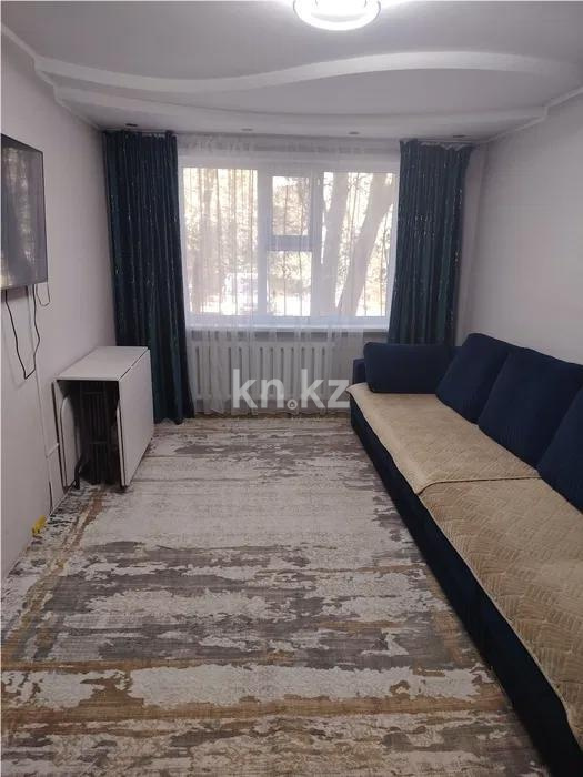 Продажа 3-комнатной квартиры, 63 м² в Шахтинске