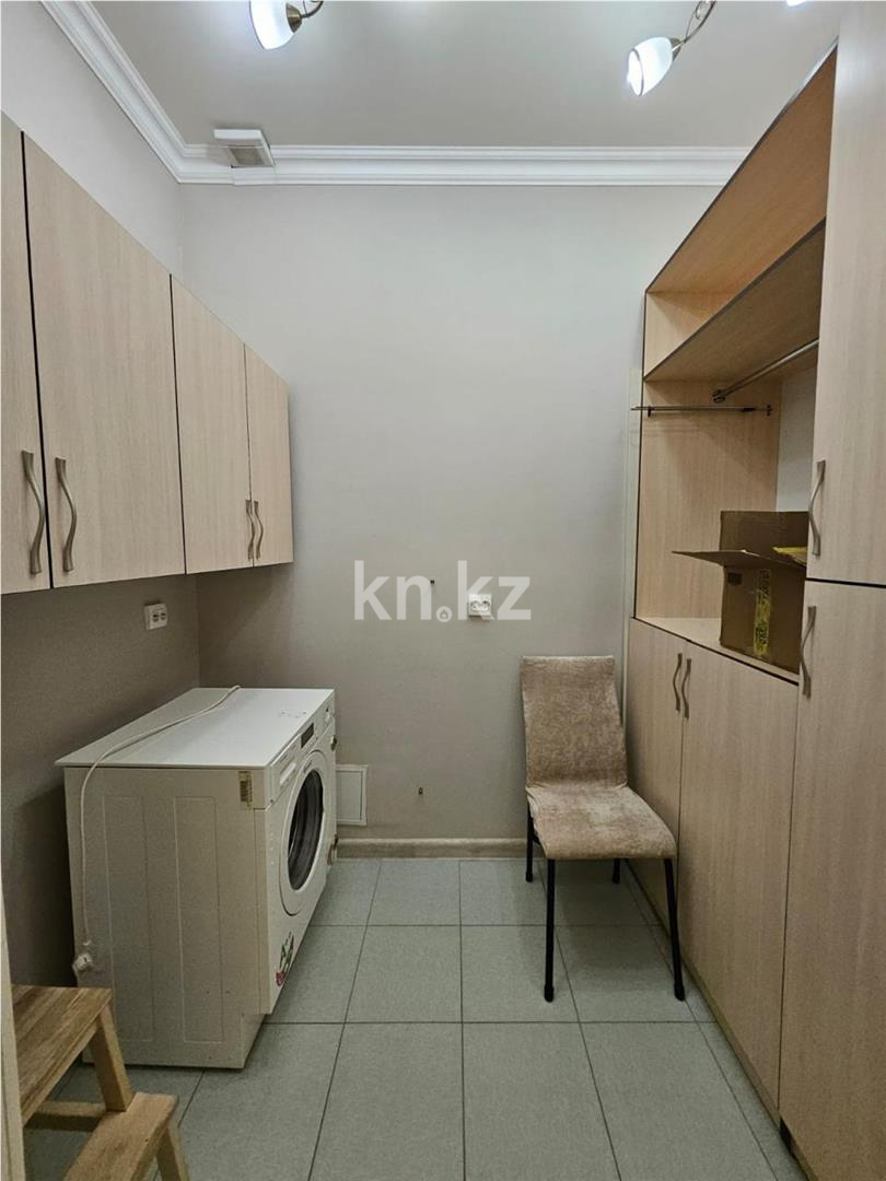 Продажа 5-комнатной квартиры, 147 м², ул. Ботаническая, дом  12/1 в Караганде - фото 12