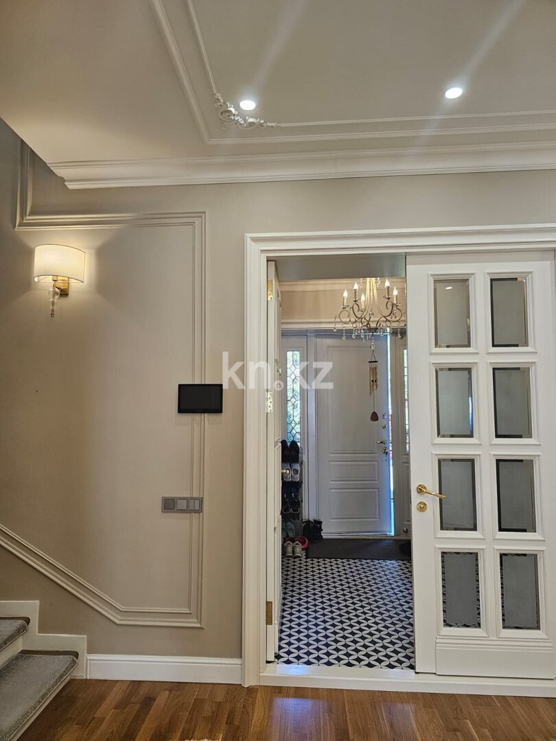 Продажа 7-комнатного дома, 380 м² в Алматы - фото 11