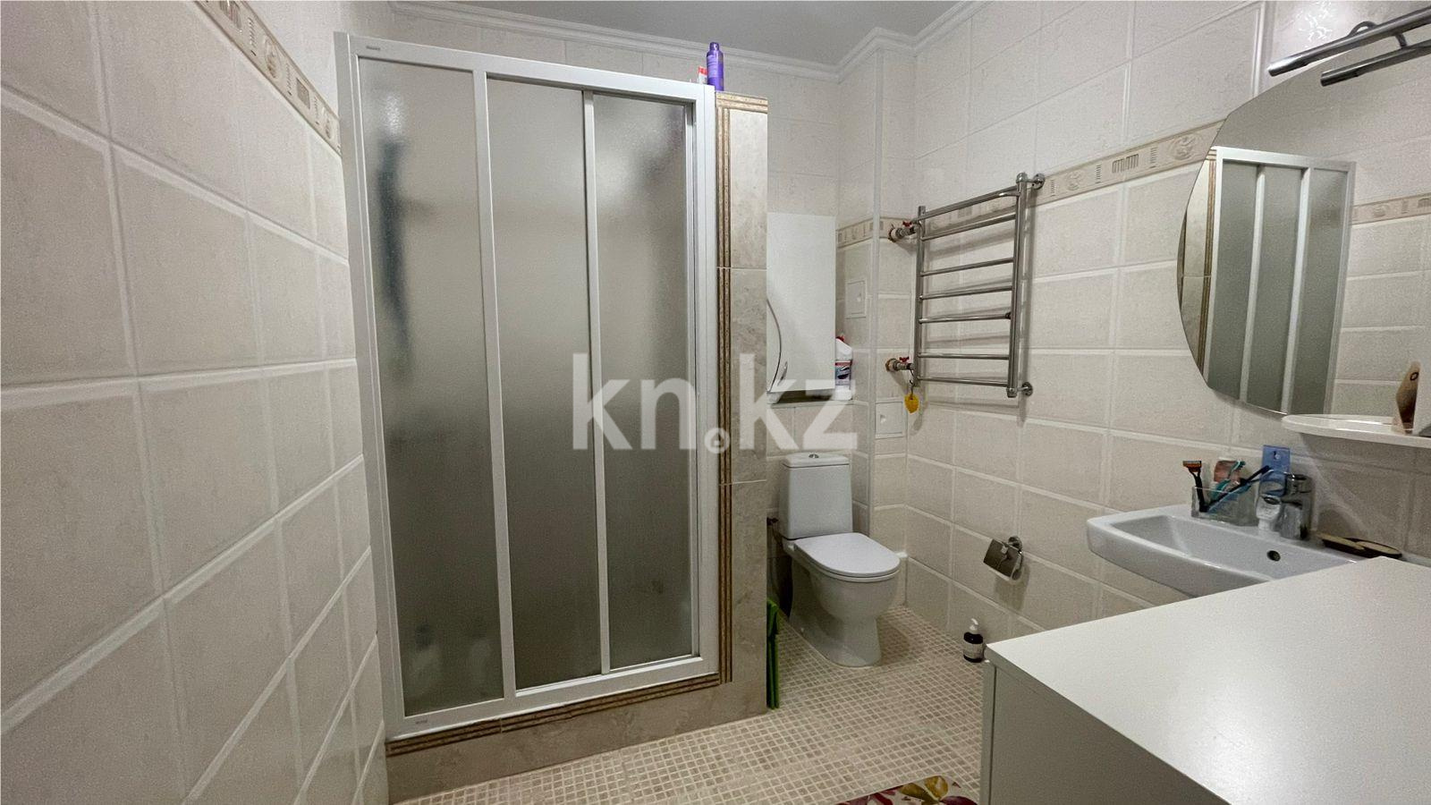 Продажа 4-комнатной квартиры, 163 м², ул. Валиханова в Астане - фото 17