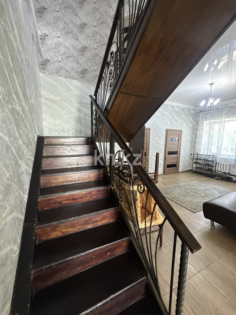 Продажа 5-комнатного дома, 212 м² в Караганде - фото 8